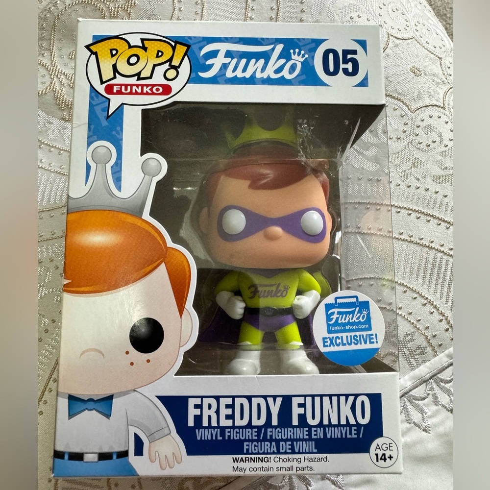 Funko Pop Superhero Freddy Funko! FunkoShop Exclusive‎ 05 Super Hero